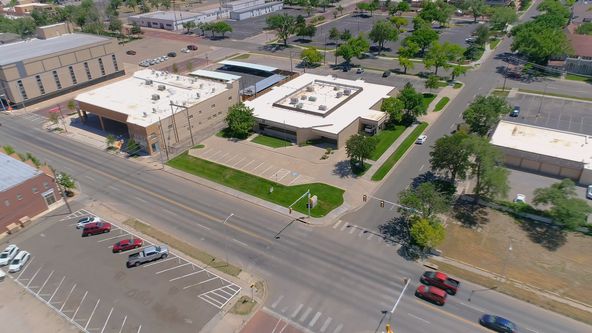 Office For Lease: 1001 S Harrison St, Amarillo, TX 79101